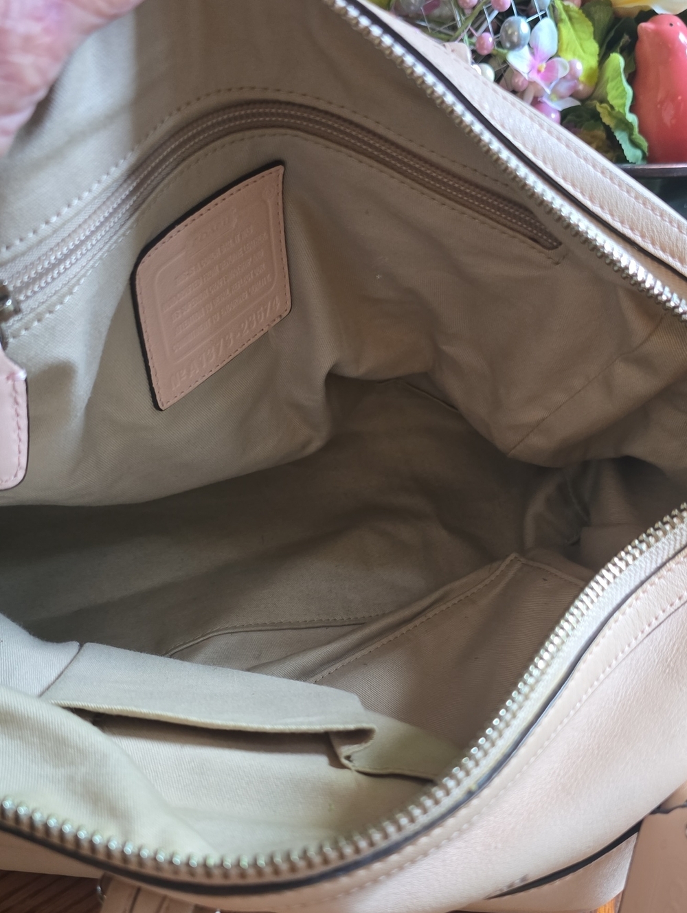 Coach Satchel - Picture 12 of 12